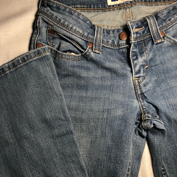 Levi’s junior Bold curves jeans - Picture 4 of 5